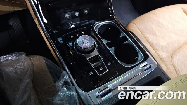Kia Carnival — Фото автомобиля 12