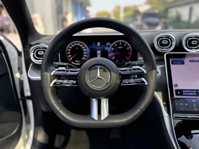 Mercedes-Benz C-Class — Фото автомобиля 15
