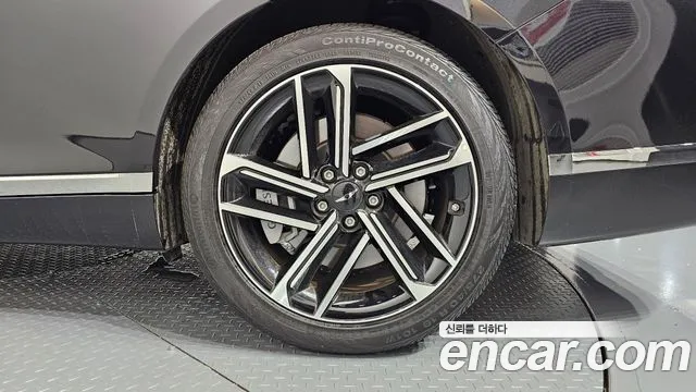 Genesis G80 Бензин 2.5 турбо 2WD — Фото автомобиля 19