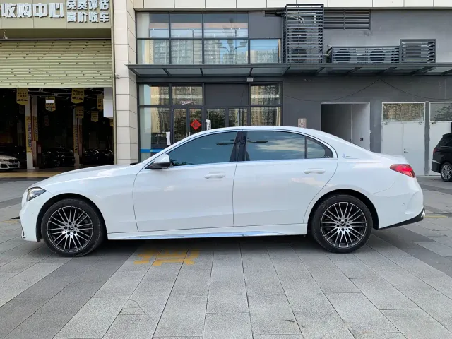 Mercedes-Benz C-Class — Фото автомобиля 7
