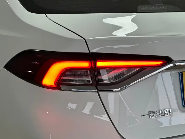 Toyota Corolla — Фото автомобиля 6