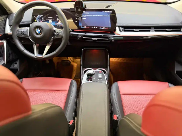 BMW X1 — Фото автомобиля 7