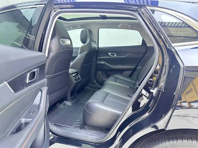 Changan UNI-K — Фото автомобиля 12