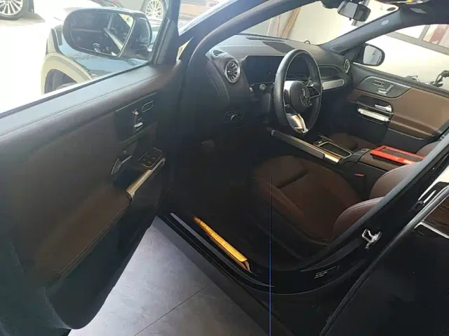 Mercedes-Benz GLB-Class — Фото автомобиля 15