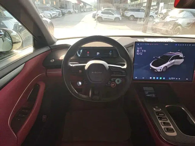 Xiaomi SU7 — Фото автомобиля 10