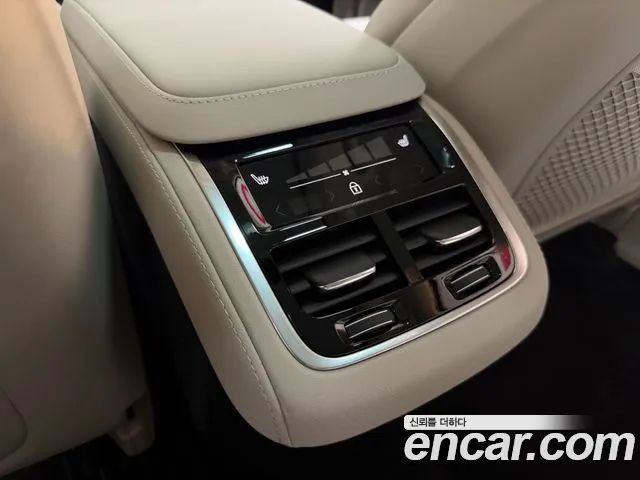 Volvo XC90 Generation 2 — Фото автомобиля 13