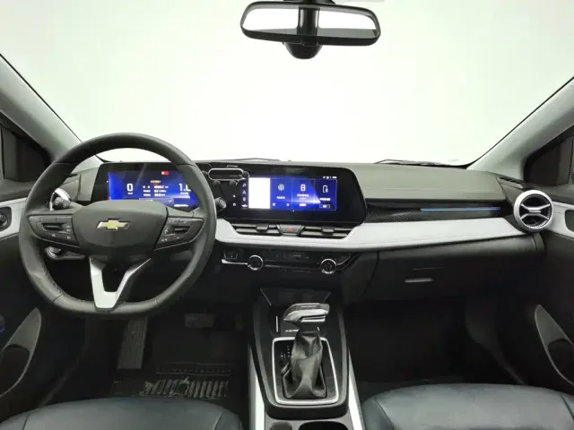 Chevrolet Monza — Фото автомобиля 5