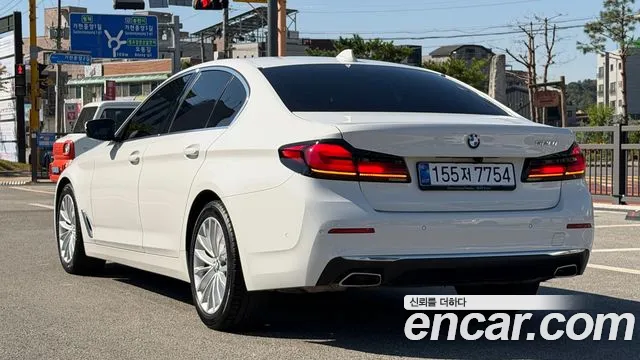 BMW 5 Series G30 — Фото автомобиля 2