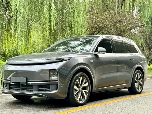 Фотография автомобиля — Li Auto L8