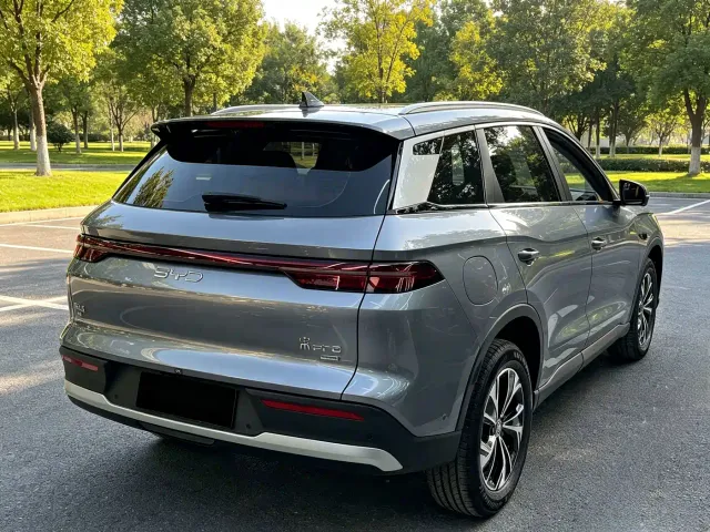BYD Song Pro — Фото автомобиля 4
