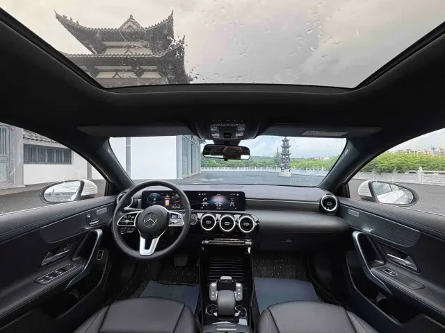 Mercedes-Benz A-Class — Фото автомобиля 18