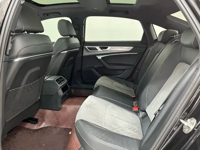 Audi A6L — Фото автомобиля 5