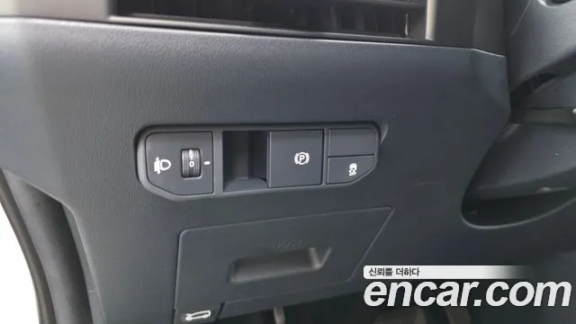 Kia PV5 — Фото автомобиля 28