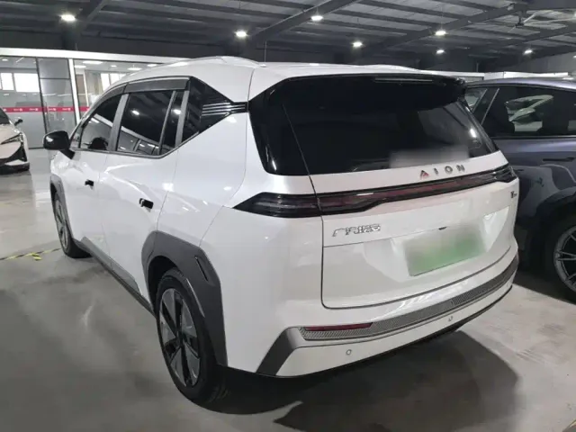 GAC Aion Y — Фото автомобиля 4
