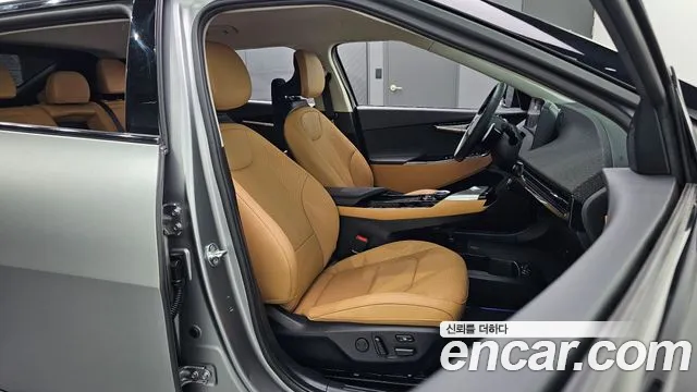 Kia EV6 — Фото автомобиля 16
