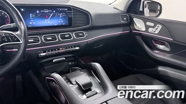 Mercedes-Benz GLE-Class — Фото автомобиля 13