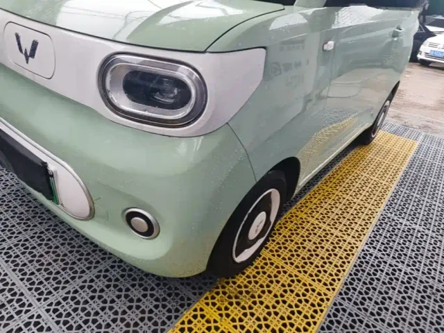 Wuling Hongguang Mini EV — Фото автомобиля 23