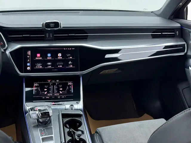 Audi A6L — Фото автомобиля 5