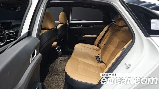 Kia K5 Prestige — Фото автомобиля 10