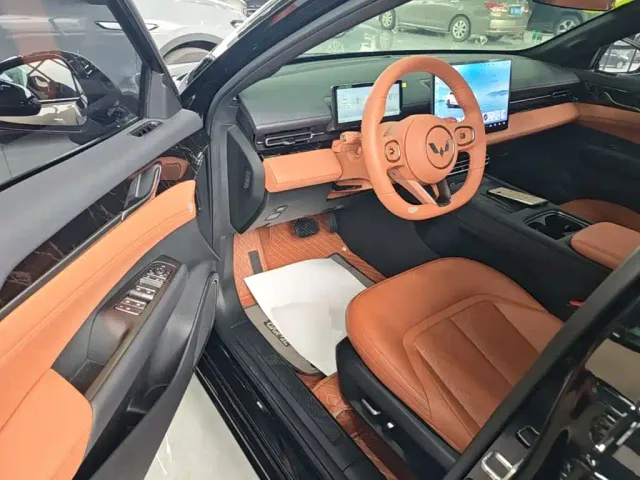 Wuling Starlight — Фото автомобиля 15