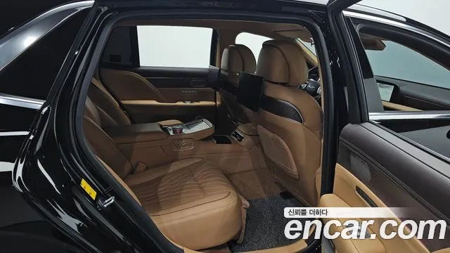Genesis G90 RS4 — Фото автомобиля 16