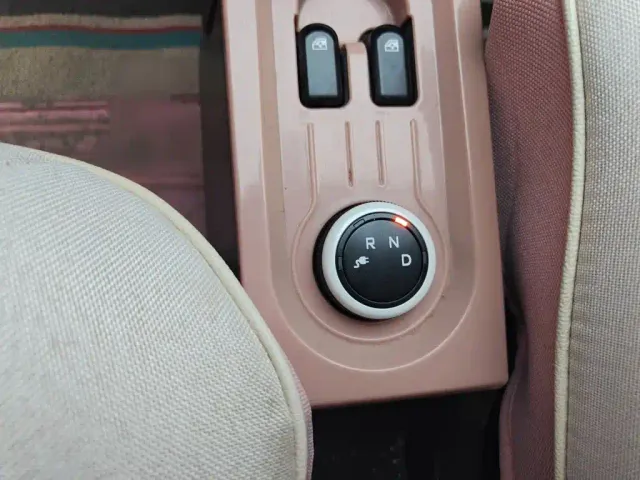 Wuling Hongguang Mini EV — Фото автомобиля 6