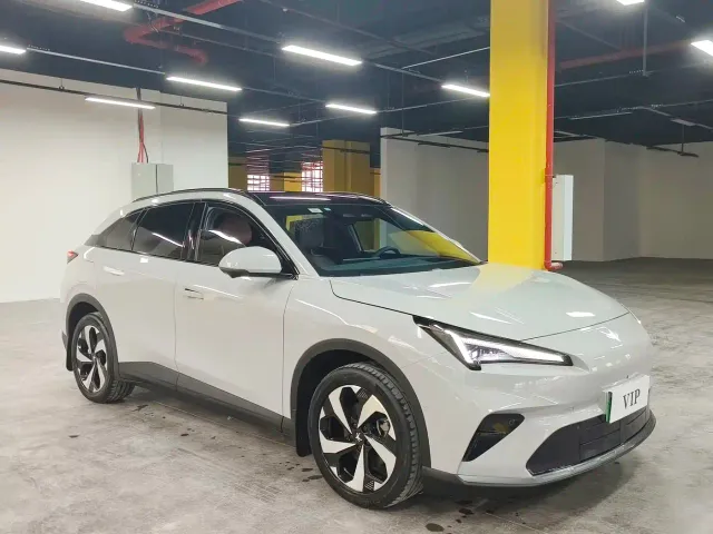 Arcfox Alpha T5 — Фото автомобиля 3