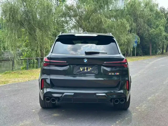 BMW X5 M — Фото автомобиля 7