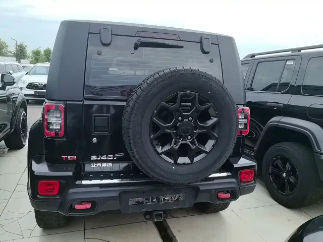 BAIC BJ40 — Фото автомобиля 12