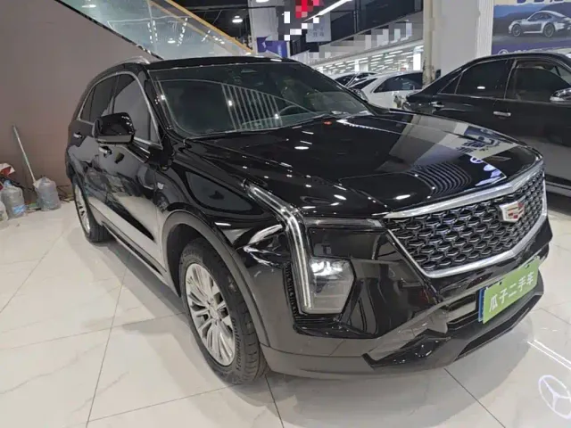 Cadillac XT4 — Фото автомобиля 3