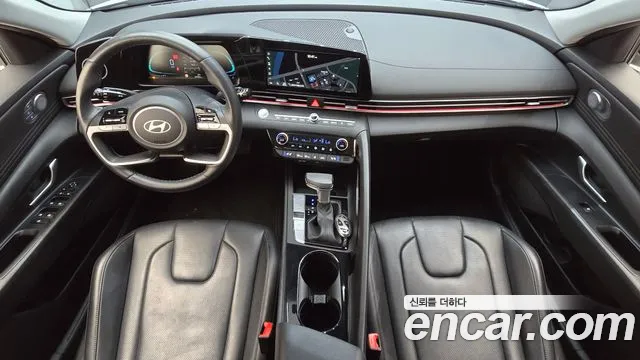 Hyundai Avante CN7 — Фото автомобиля 10