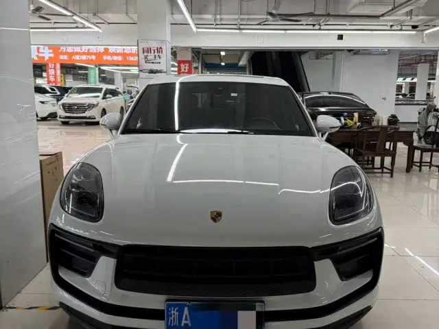 Porsche Macan — Фото автомобиля 2
