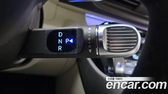 Hyundai Casper Electric — Фото автомобиля 12