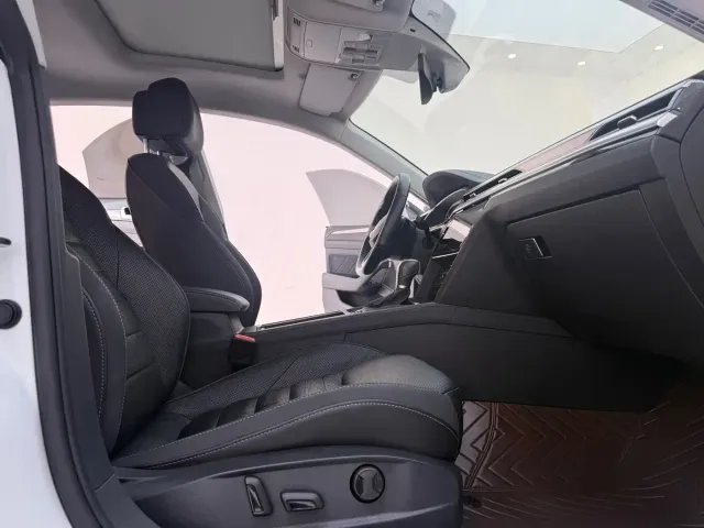 Volkswagen CC — Фото автомобиля 5