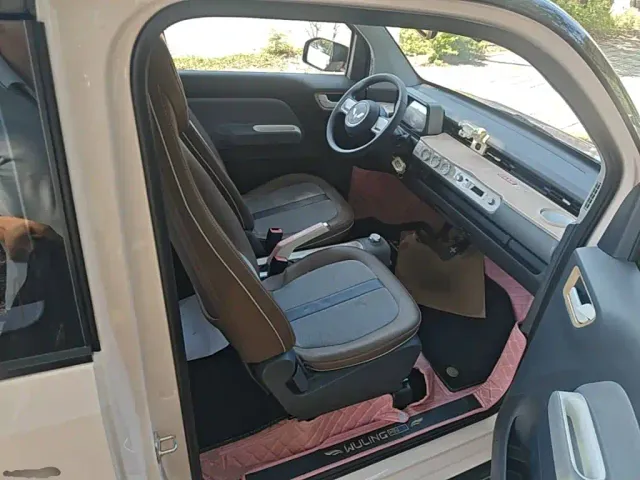 Wuling Hongguang Mini EV — Фото автомобиля 24