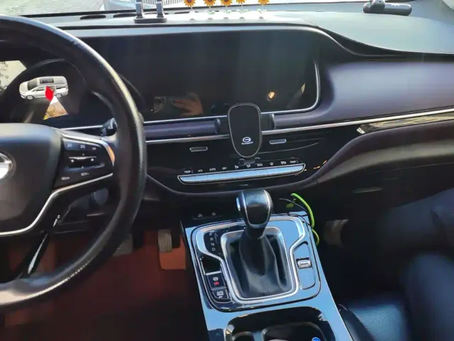GAC Trumpchi M6 — Фото автомобиля 13