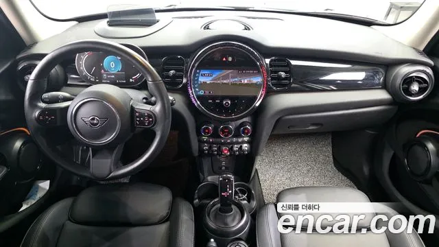 MINI Cooper — Фото автомобиля 10