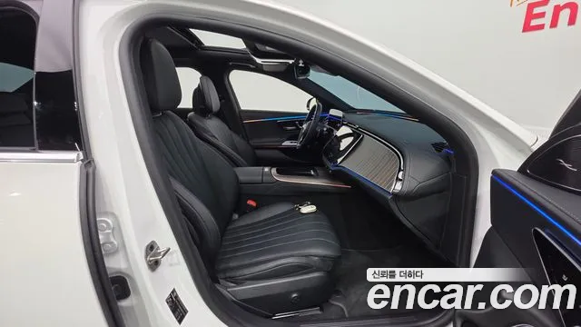 Mercedes-Benz E-Class E-класс W214 E300 4MATIC Exclusive — Фото автомобиля 8