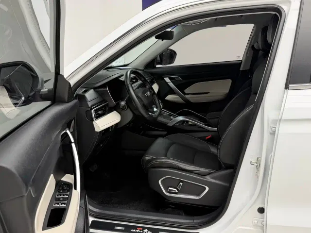 Geely Boyue — Фото автомобиля 11