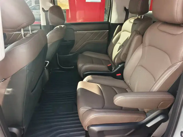 Wuling Starlight 730 — Фото автомобиля 6