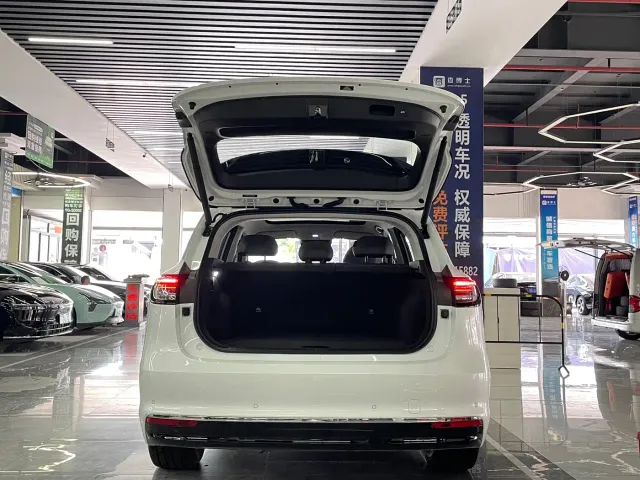 Shangjie SUV — Фото автомобиля 8
