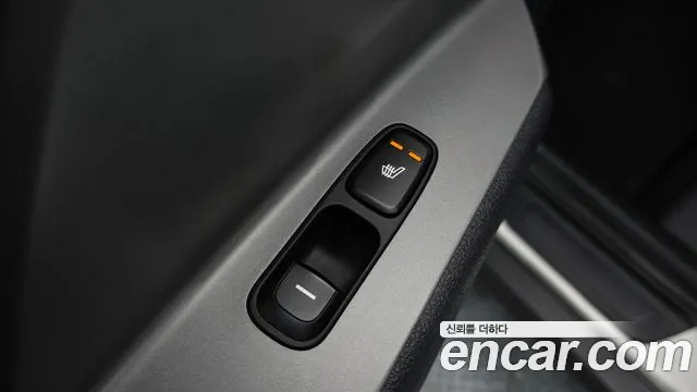 Kia Niro — Фото автомобиля 27