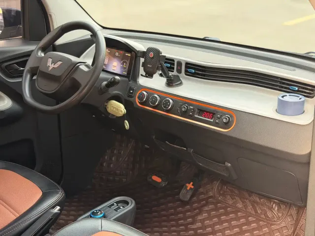 Wuling Hongguang Mini EV — Фото автомобиля 4