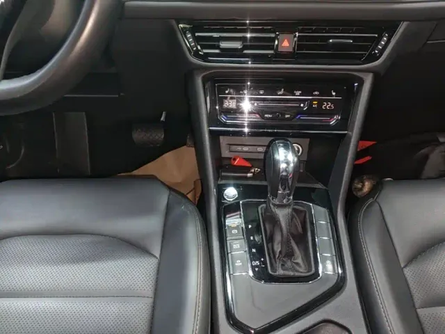 Volkswagen Tharu — Фото автомобиля 13