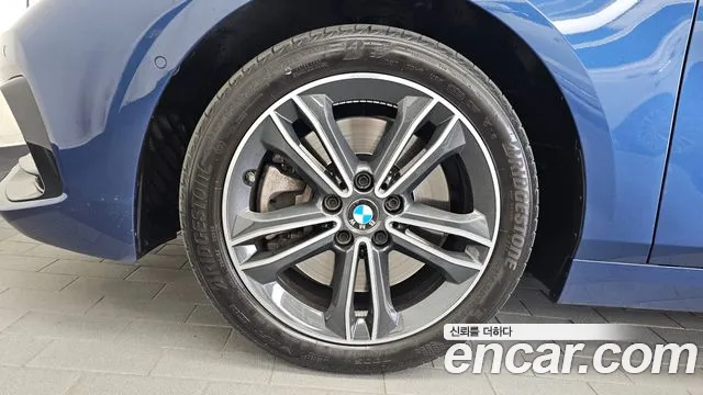 BMW 1 Series F40 — Фото автомобиля 5