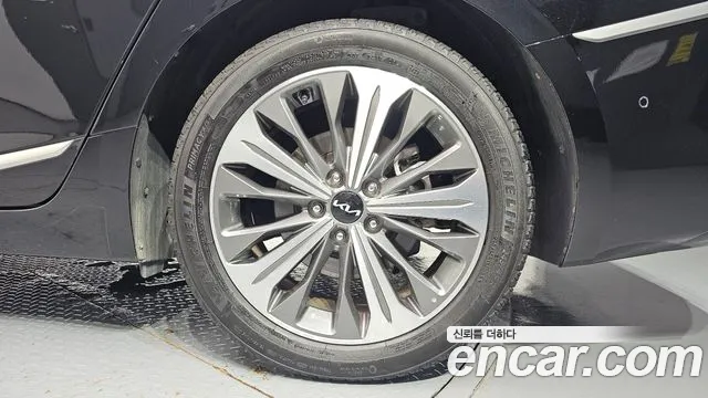 Kia K8 K8 Hybrid — Фото автомобиля 21