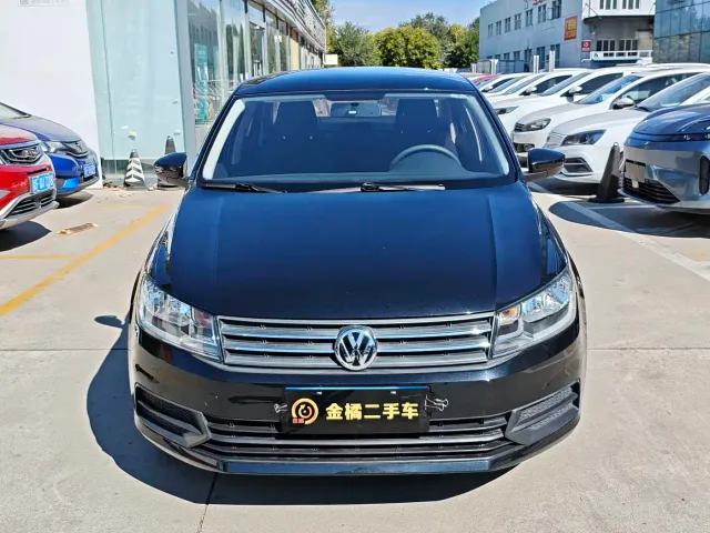 Volkswagen Santana — Фото автомобиля 6