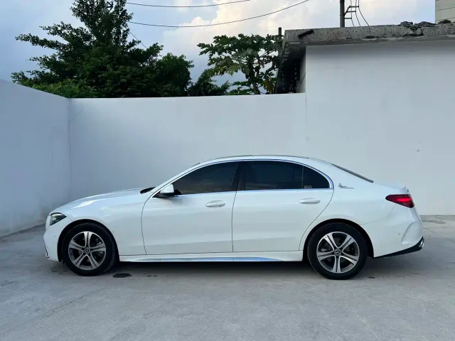 Mercedes-Benz C-Class — Фото автомобиля 3