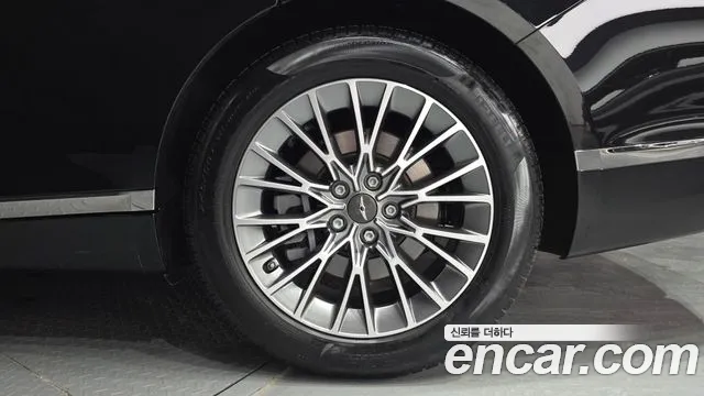 Genesis G80 RG3 — Фото автомобиля 6