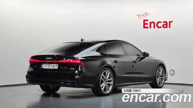 Audi A7 4K — Фото автомобиля 2